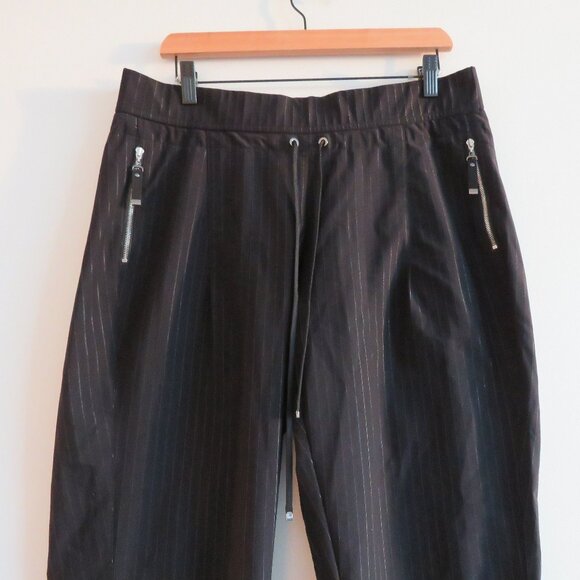 RAFFAELLO ROSSI Candy Pants in Black Pinstripe Travel Lounge Athleisure Sz 14 - Picture 3 of 13
